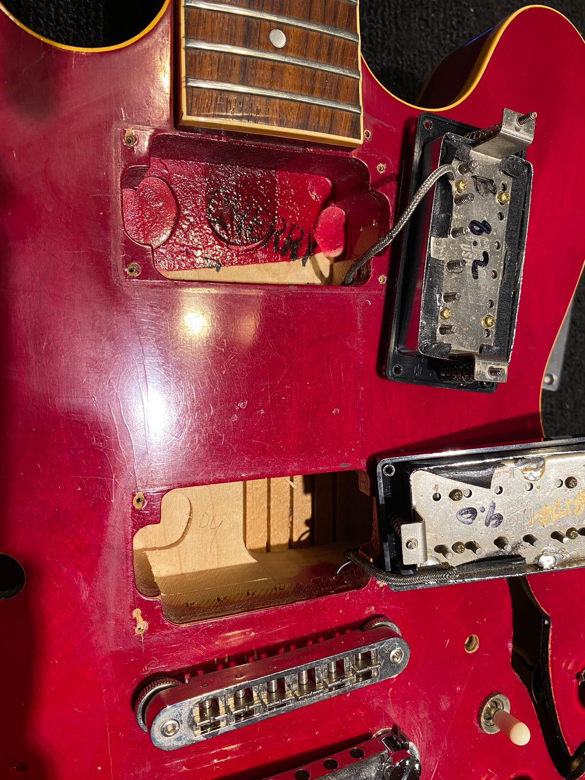 Gibson ES-335 Dot Cherry 1987 - View 10 | MusicMarket