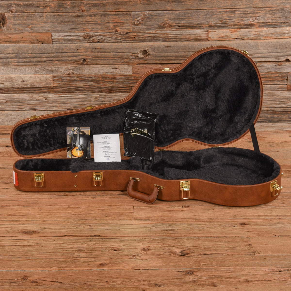 Gibson ES-335 Dot Sunburst 2020 - View 9 | MusicMarket