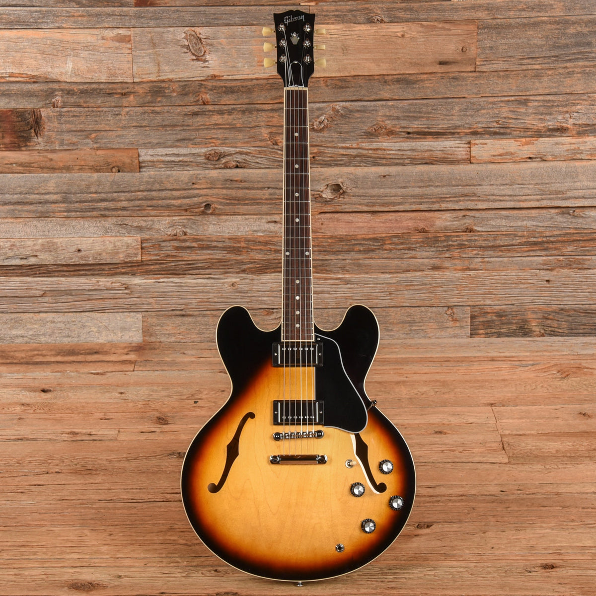 Gibson ES-335 Dot Sunburst 2020 - View 4 | MusicMarket