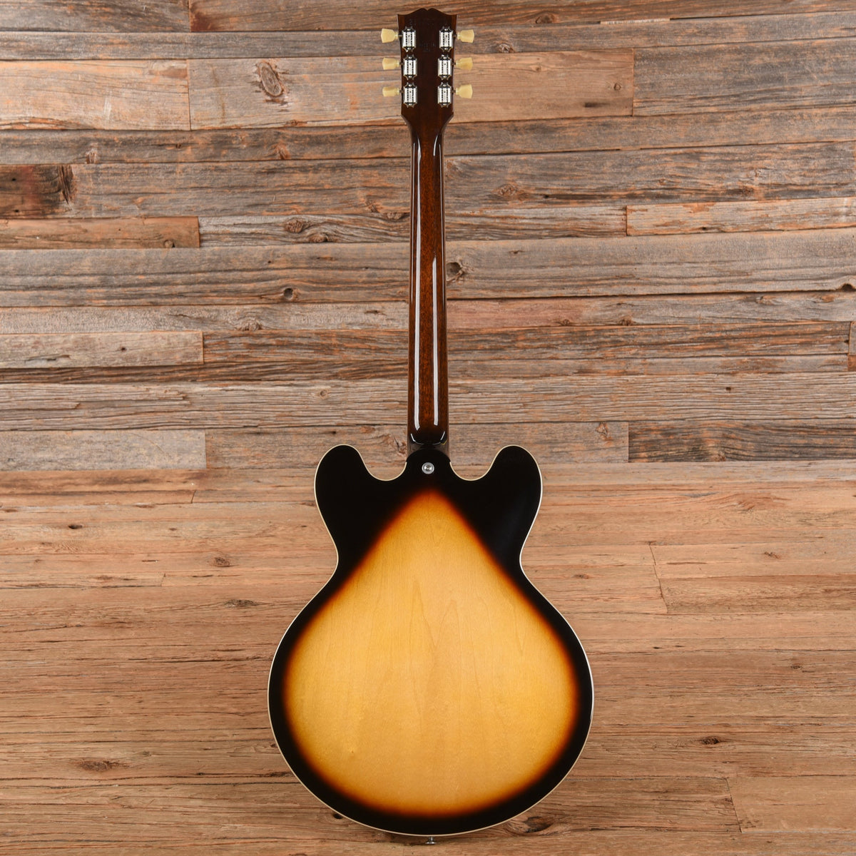 Gibson ES-335 Dot Vintage Sunburst 2021 - View 5 | MusicMarket