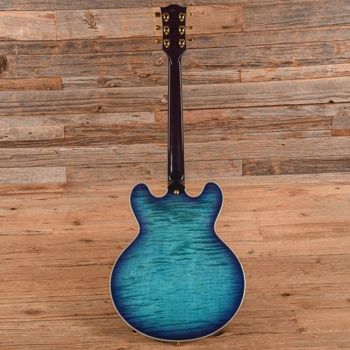Gibson ES-335 Supreme Blueberry Burst 2024 - View 5 | MusicMarket