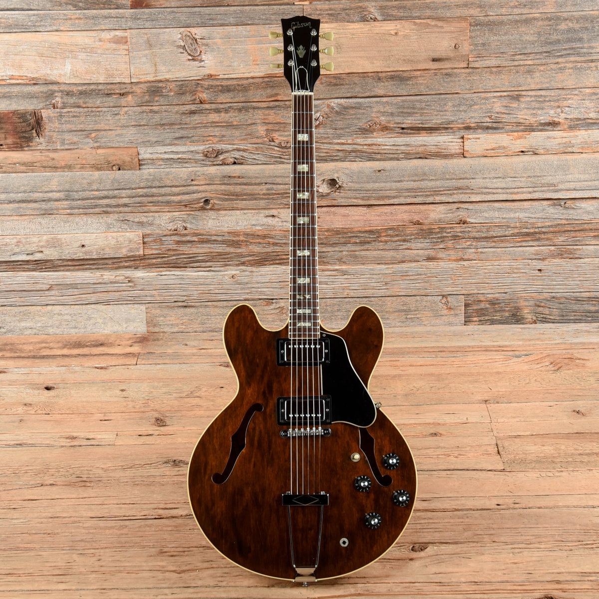 Gibson ES-335TD Walnut 1974 - View 4 | MusicMarket
