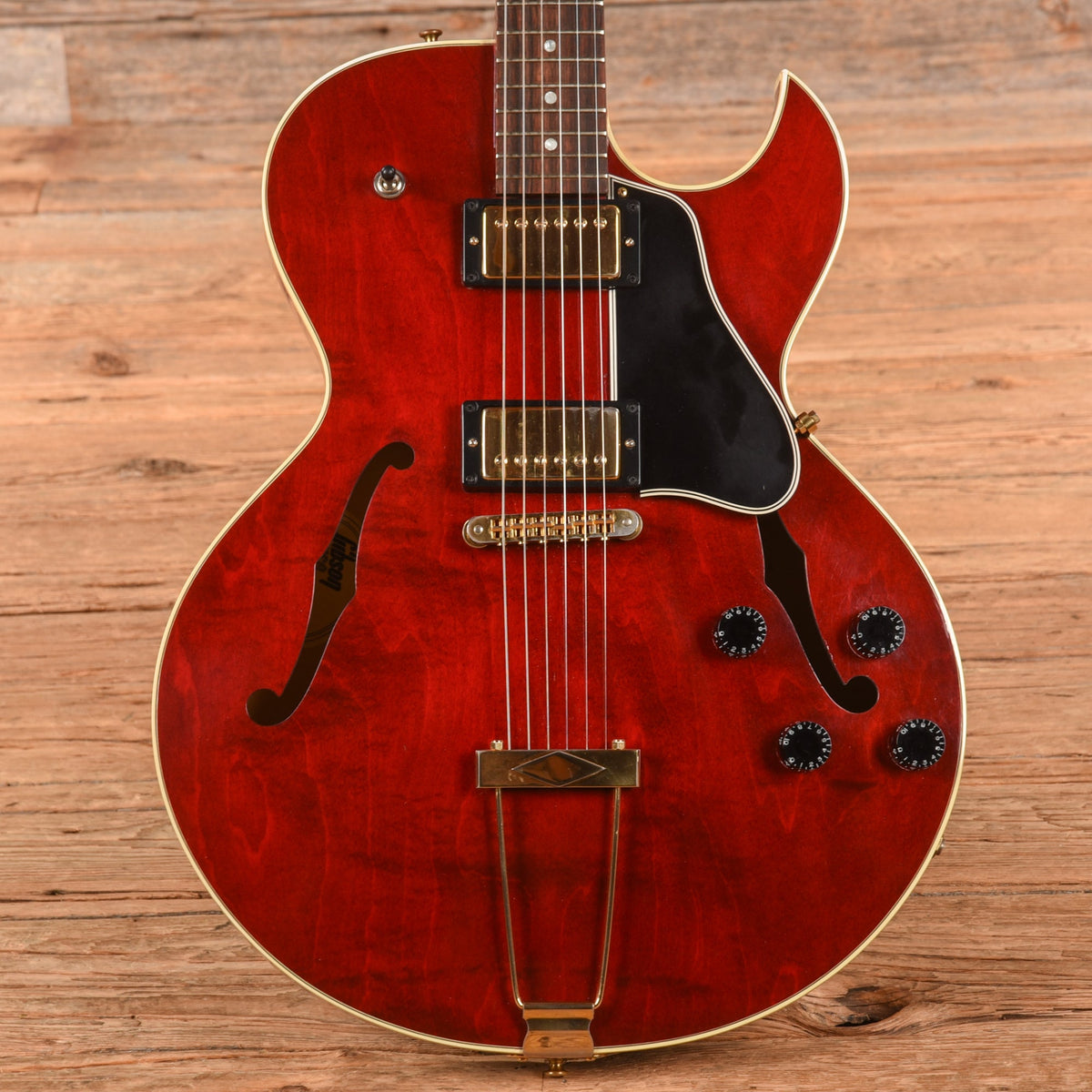Gibson Memphis ES-135 Wine Red 2005 - MusicMarket