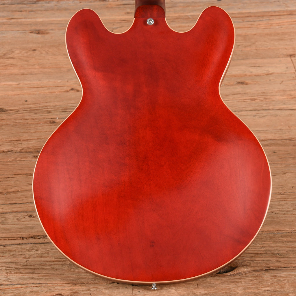 Gibson Memphis ES-335 Dot Satin Red 2013 - View 3 | MusicMarket