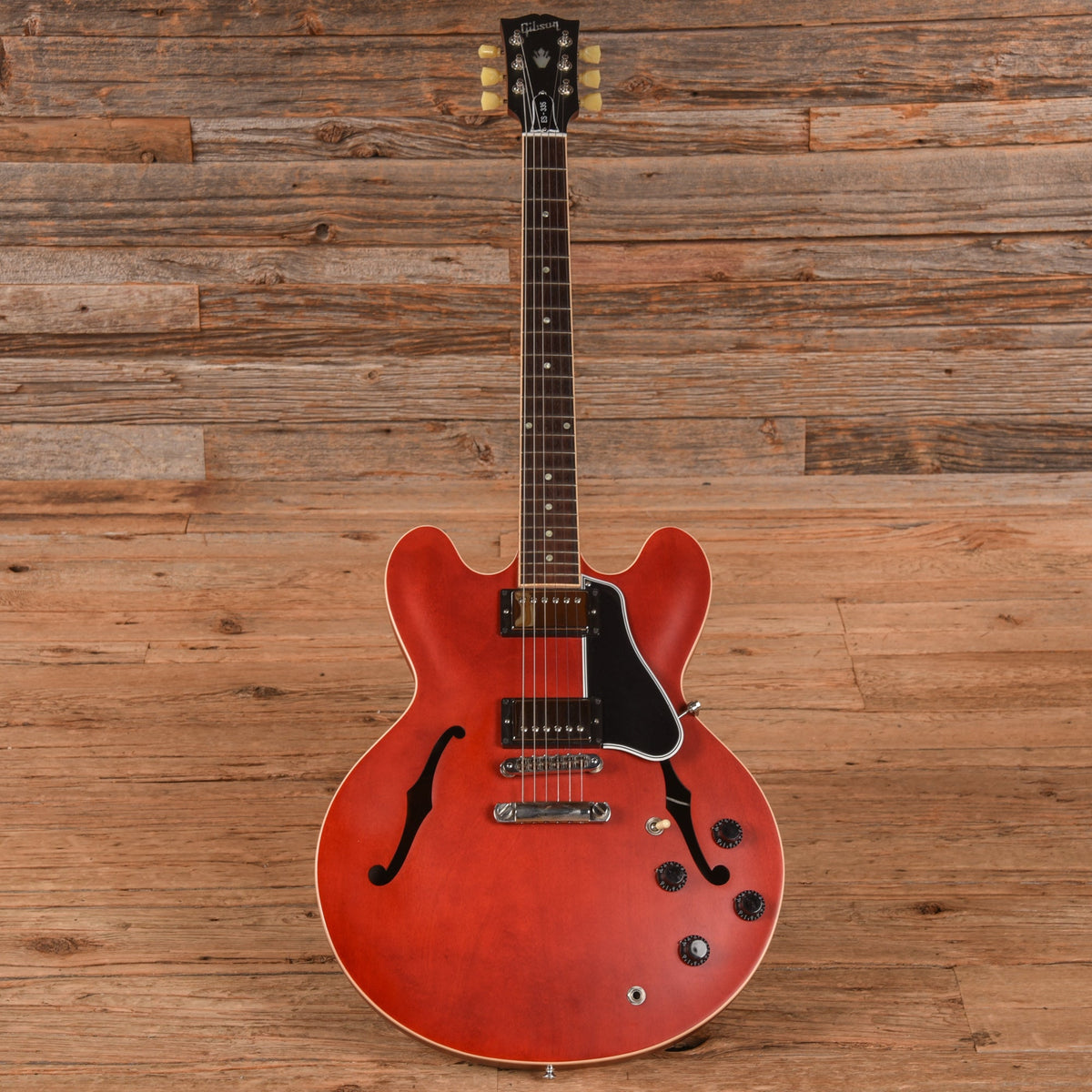 Gibson Memphis ES-335 Dot Satin Red 2013 - View 4 | MusicMarket