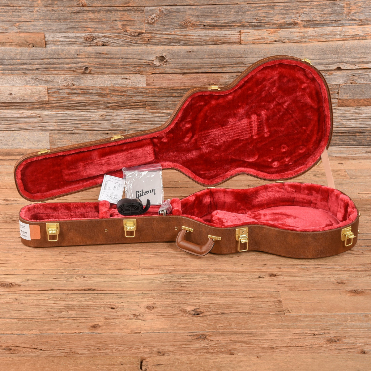 Gibson Original ES-335 Watermelon 2024 - View 9 | MusicMarket