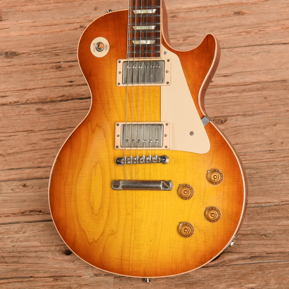 Gibson '58 Les Paul Standard Reissue Aged Sunburst 2022 - View 2 | MusicMarket