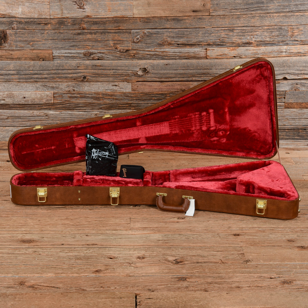 Gibson 70s Flying V Ebony 2024 - View 9 | MusicMarket
