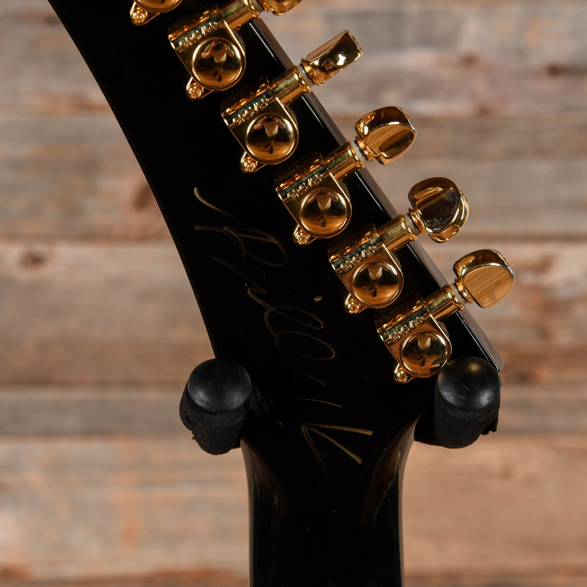 Gibson Bill Kelliher "Golden Axe" Explorer Gold Burst 2013 - View 11 | MusicMarket