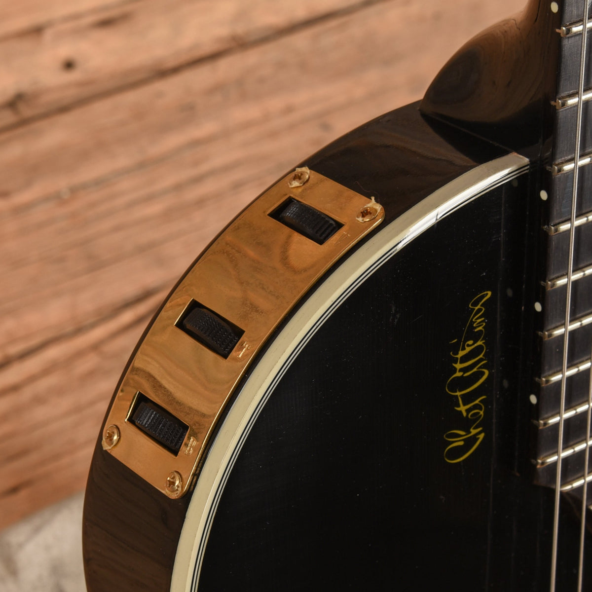 Gibson Chet Atkins SST 6 String Black 1998 - Dave Amato of REO Speedwagon - View 10 | MusicMarket