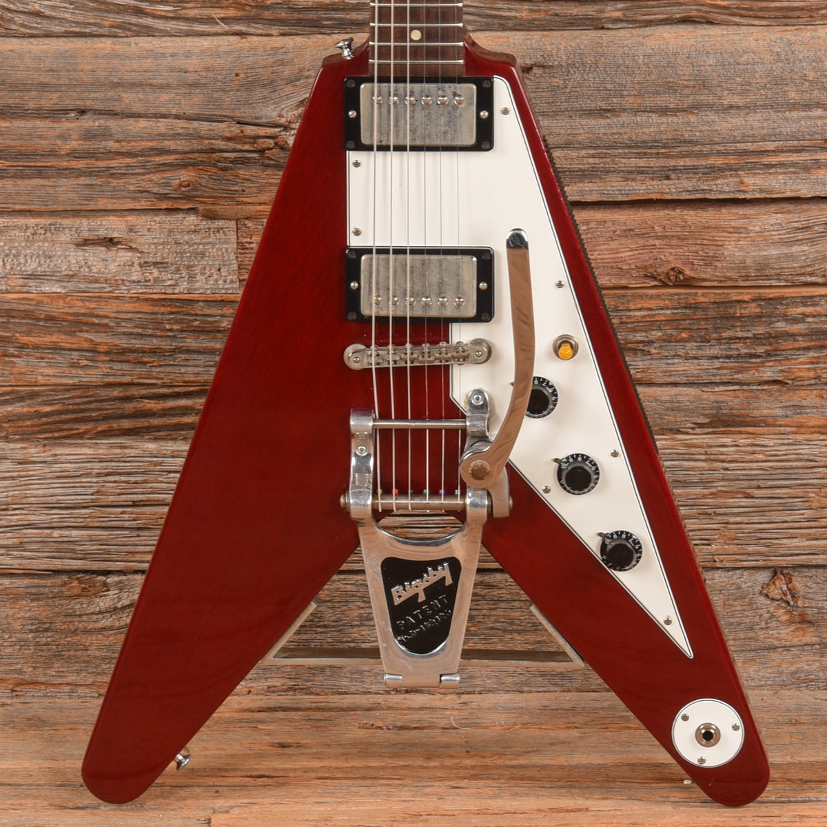 Gibson Custom 1964 Lonnie Mack Flying V Cherry 1995 - MusicMarket