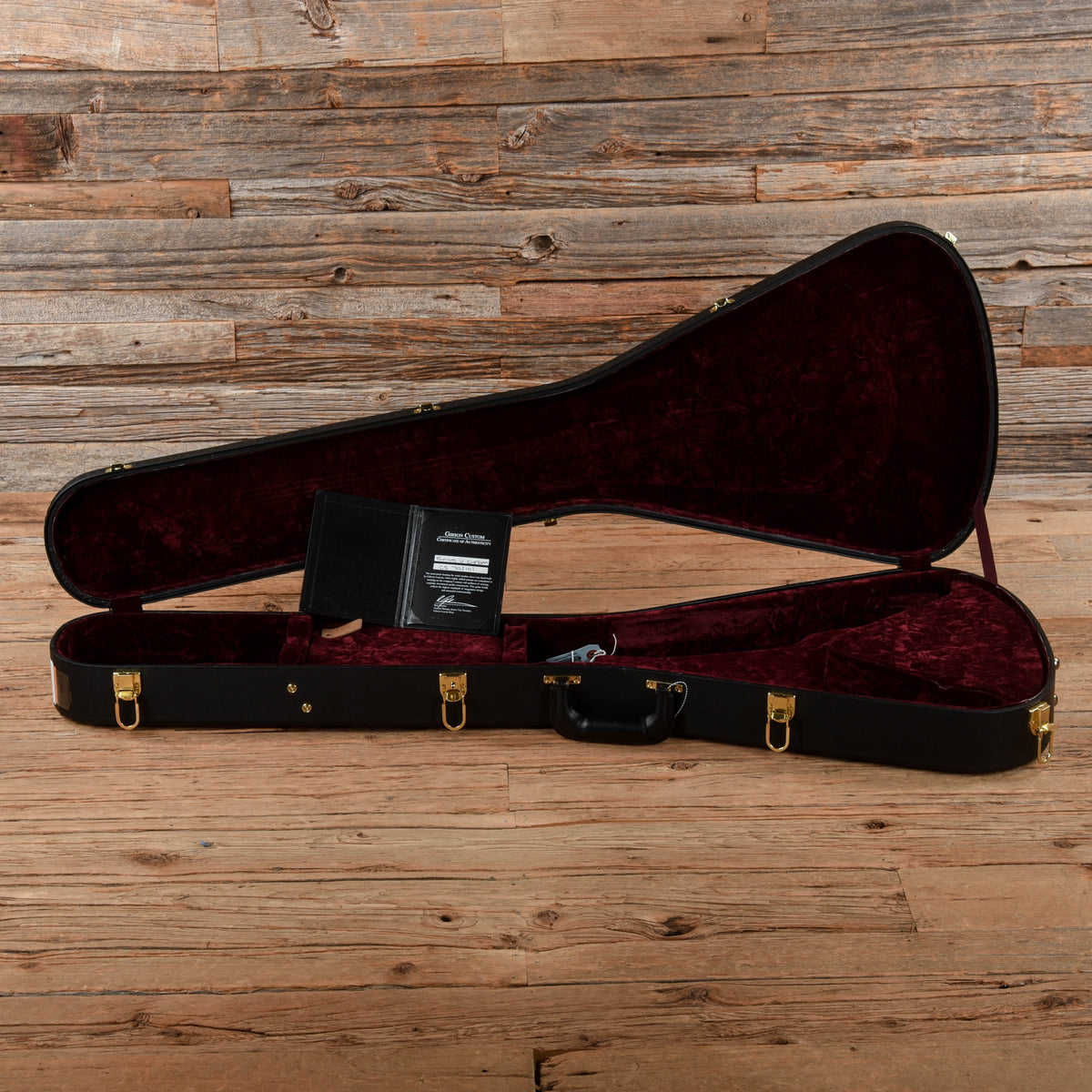 Gibson Custom Flying V Custom Ebony 2017 - View 8 | MusicMarket