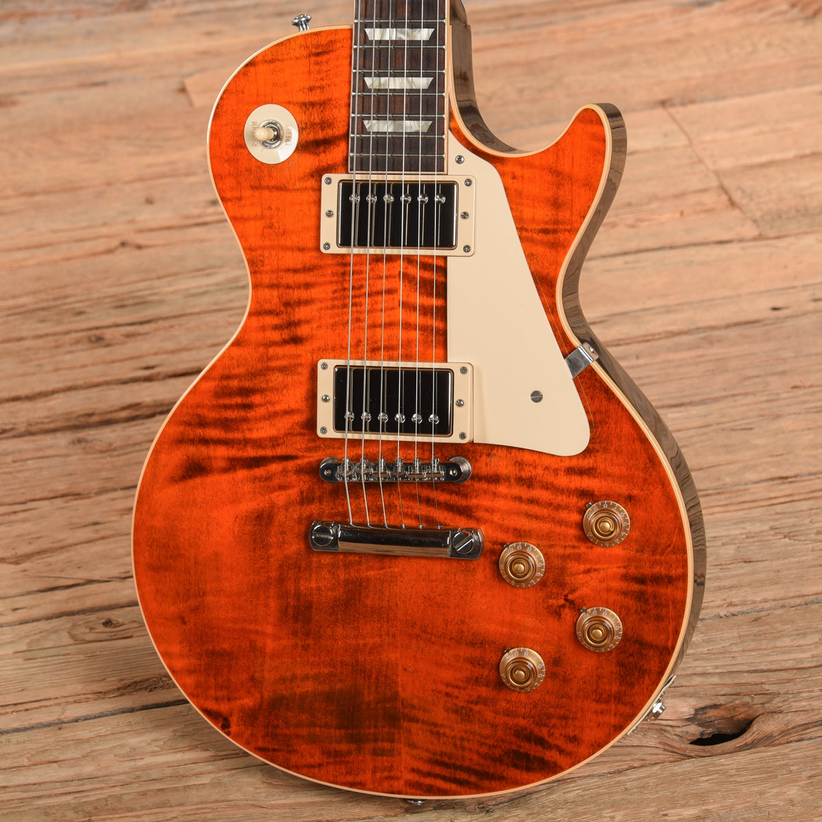 Gibson Custom Les Paul Standard Figured Orange 2010 - View 2 | MusicMarket