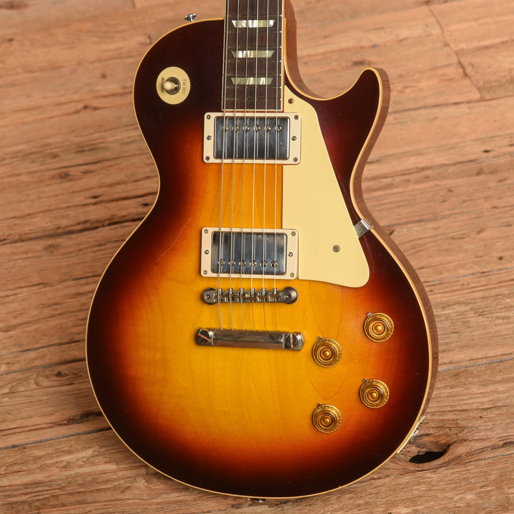 Gibson Custom Murphy Lab '58 Les Paul Standard Reissue Ultra Light Aged Sunburst 2023 - View 2 | MusicMarket