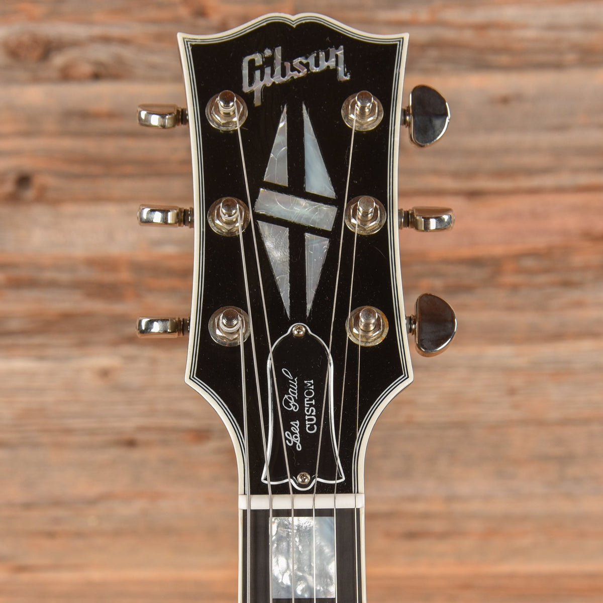 Gibson Custom Murphy Lab Les Paul Custom Ultra Light Aged Silverburst 2023 - View 6 | MusicMarket
