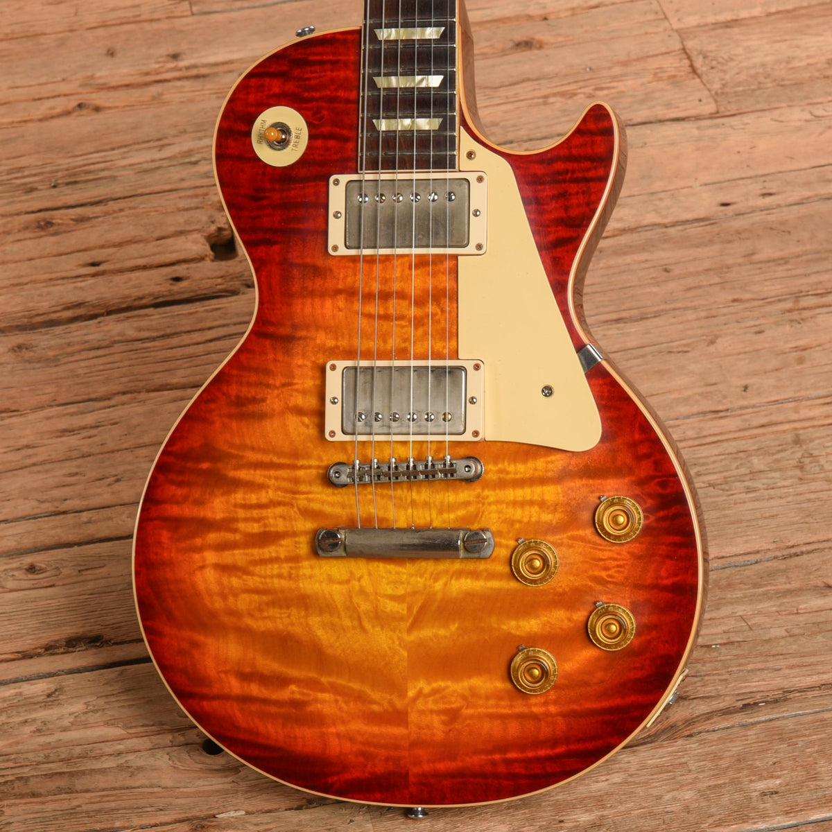 Gibson Custom Shop 60th Anniversary '59 Les Paul Standard Factory Burst 2019 - View 2 | MusicMarket