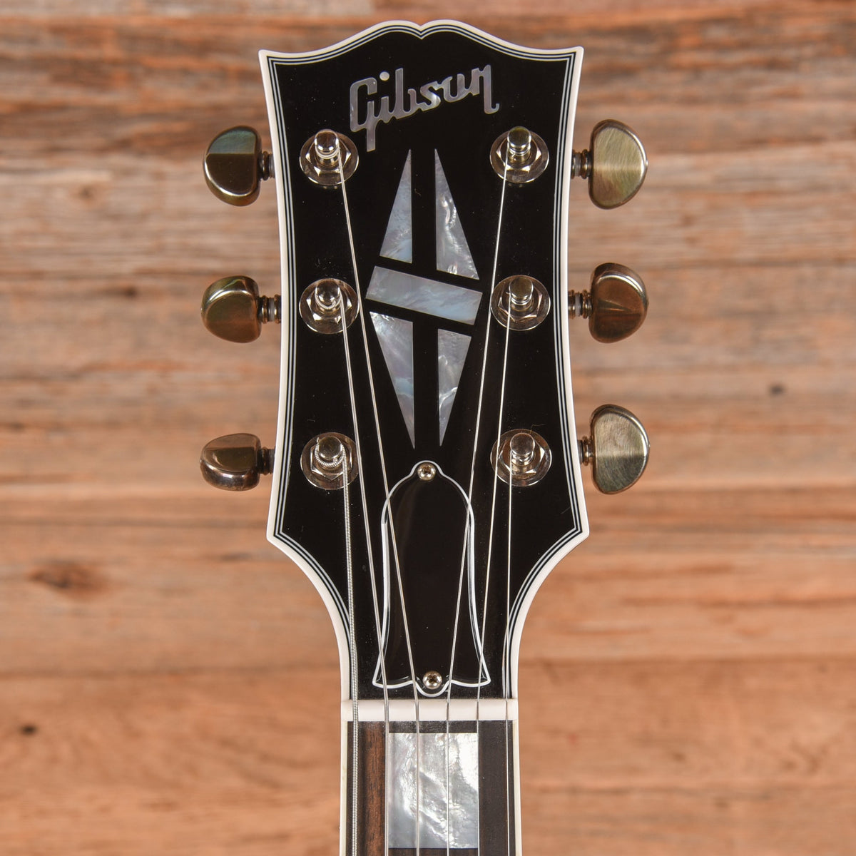 Gibson Custom Shop Dealer Select SG Custom Walnut VOS 2025 - View 6 | MusicMarket