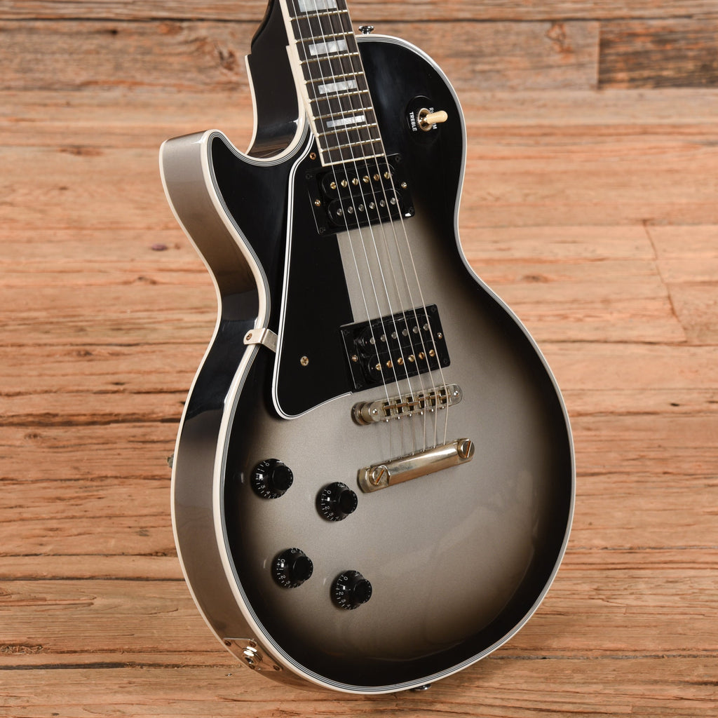 Gibson Demo Shop Les Paul Custom Silverburst VOS 2022 LEFTY - View 2 | MusicMarket