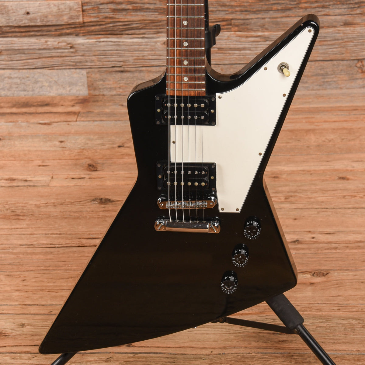 Gibson Explorer '76 Reissue Black 1997 - View 2 | MusicMarket