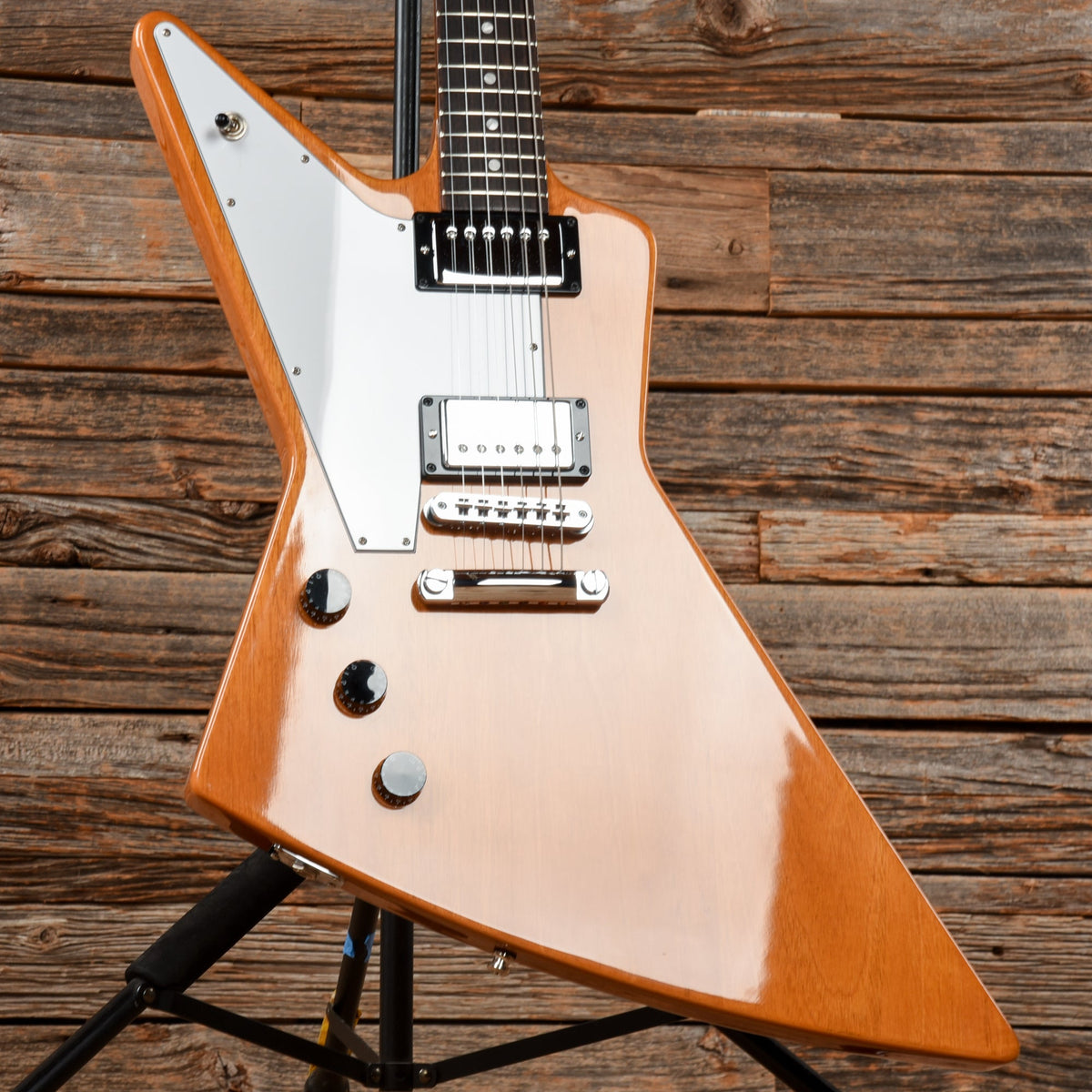 Gibson Explorer Antique Natural 2022 LEFTY - View 7 | MusicMarket
