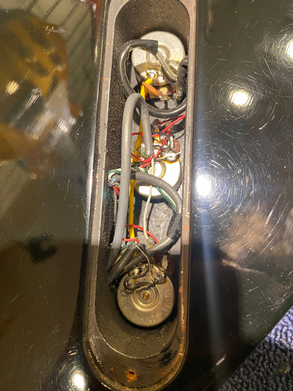 Gibson Explorer Black 1989 - View 11 | MusicMarket