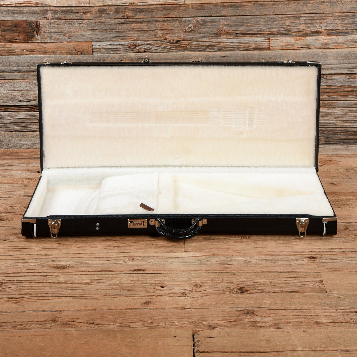 Gibson Flying V Reverse Natural 2007 - View 10 | MusicMarket