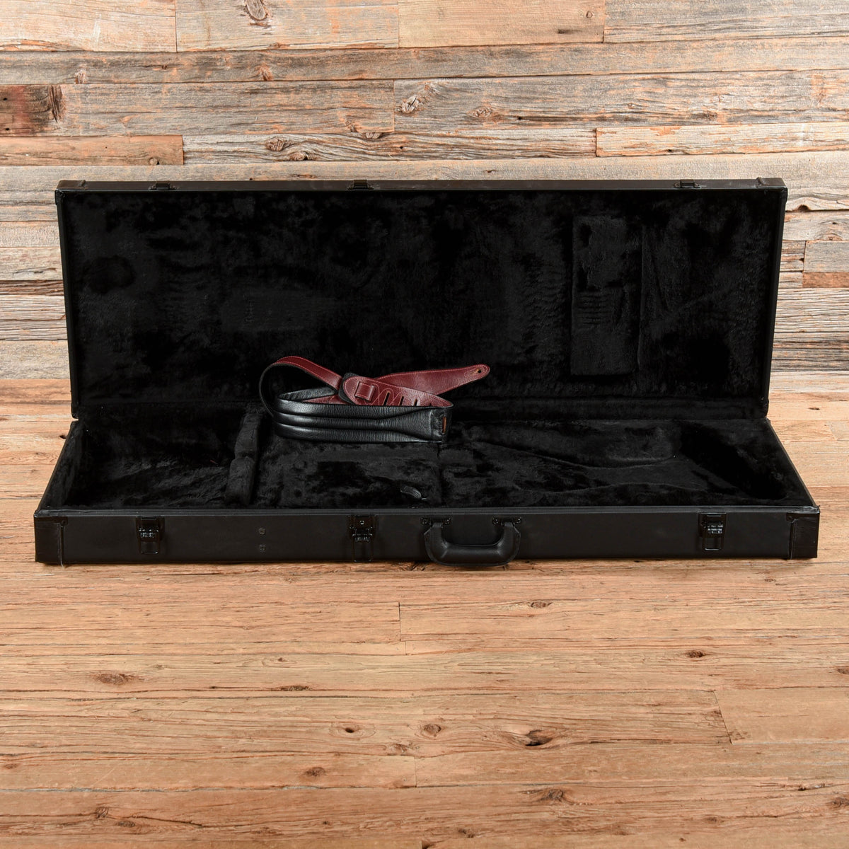 Gibson Gibson Firebird Studio '70s Tribute Satin Cherry 2012 - View 9 | MusicMarket