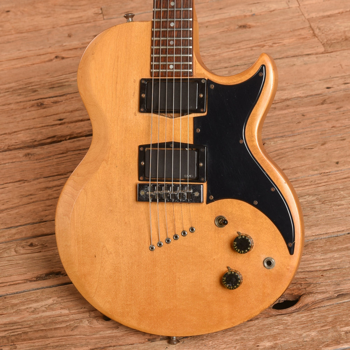 Gibson L6S Deluxe Natural 1975 - View 2 | MusicMarket
