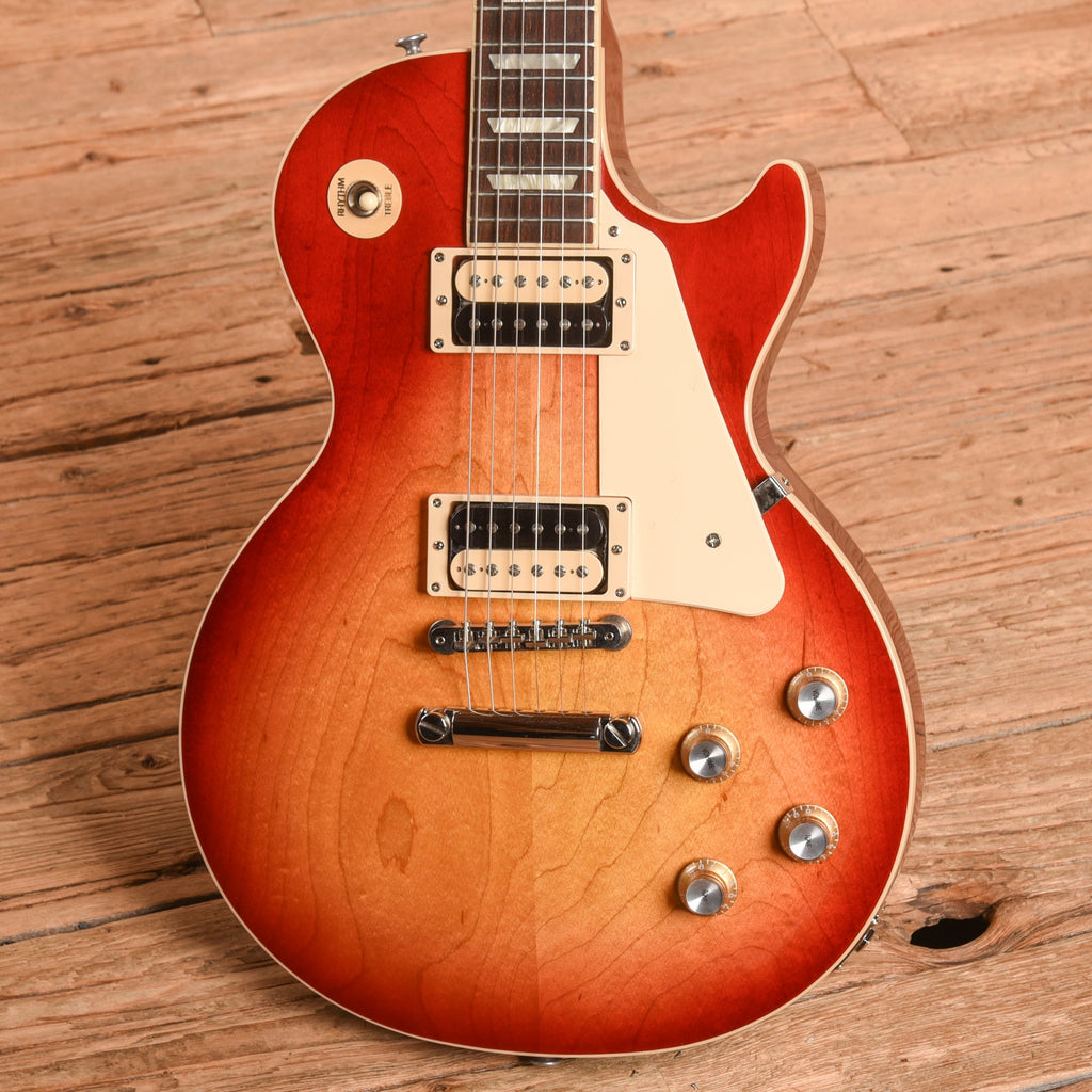 Gibson Les Paul Classic Cherry Sunburst 2022 - View 2 | MusicMarket