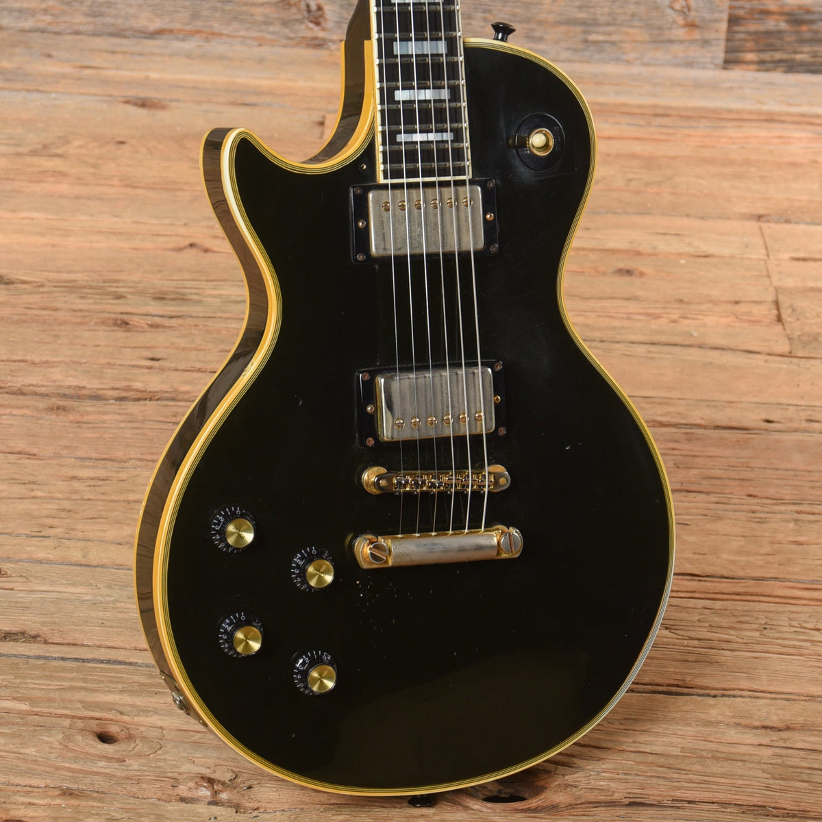 Gibson Les Paul Custom Black 1981 LEFTY - View 2 | MusicMarket