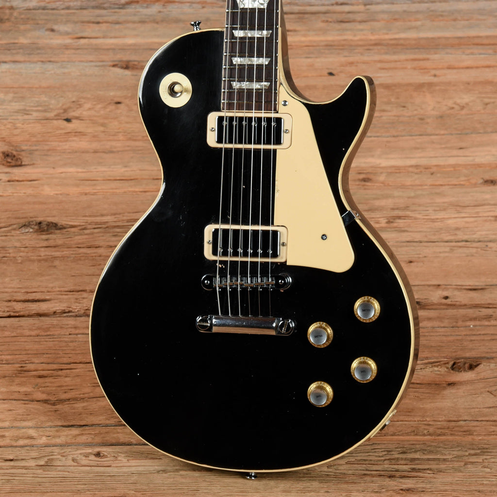 Gibson Les Paul Deluxe Black Refin 1970s - View 2 | MusicMarket
