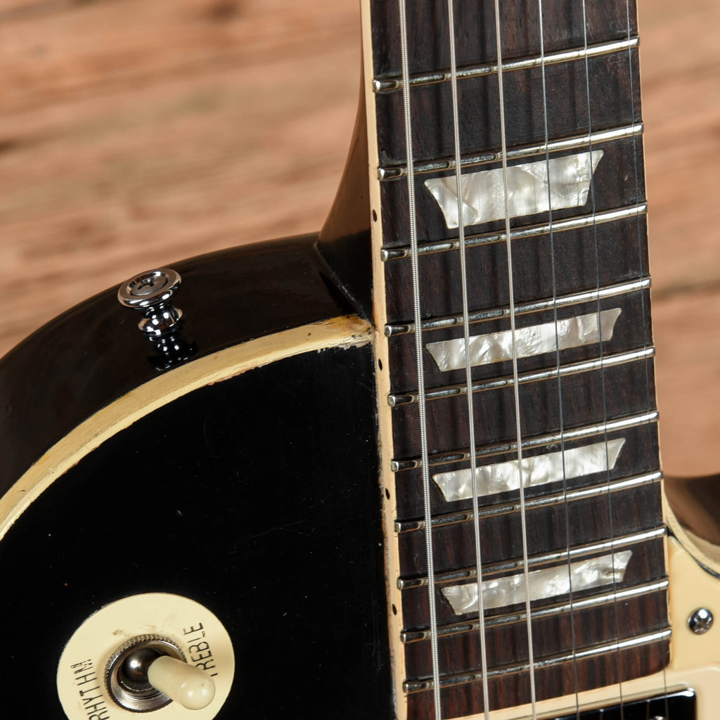Gibson Les Paul Deluxe Black Refin 1970s - View 10 | MusicMarket