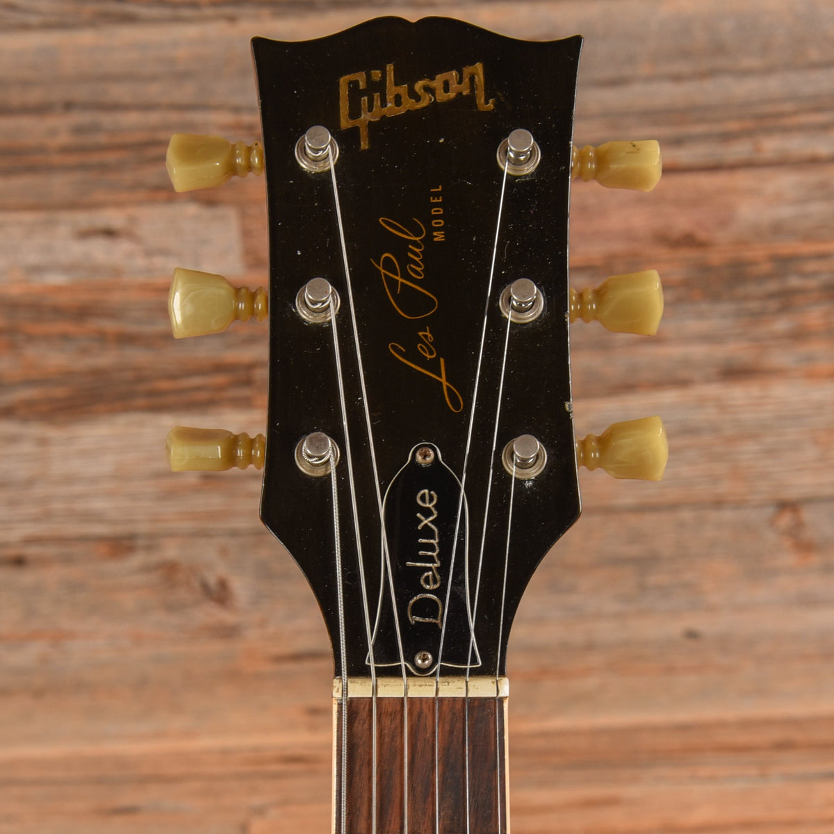 Gibson Les Paul Deluxe Goldtop 1973 - View 6 | MusicMarket