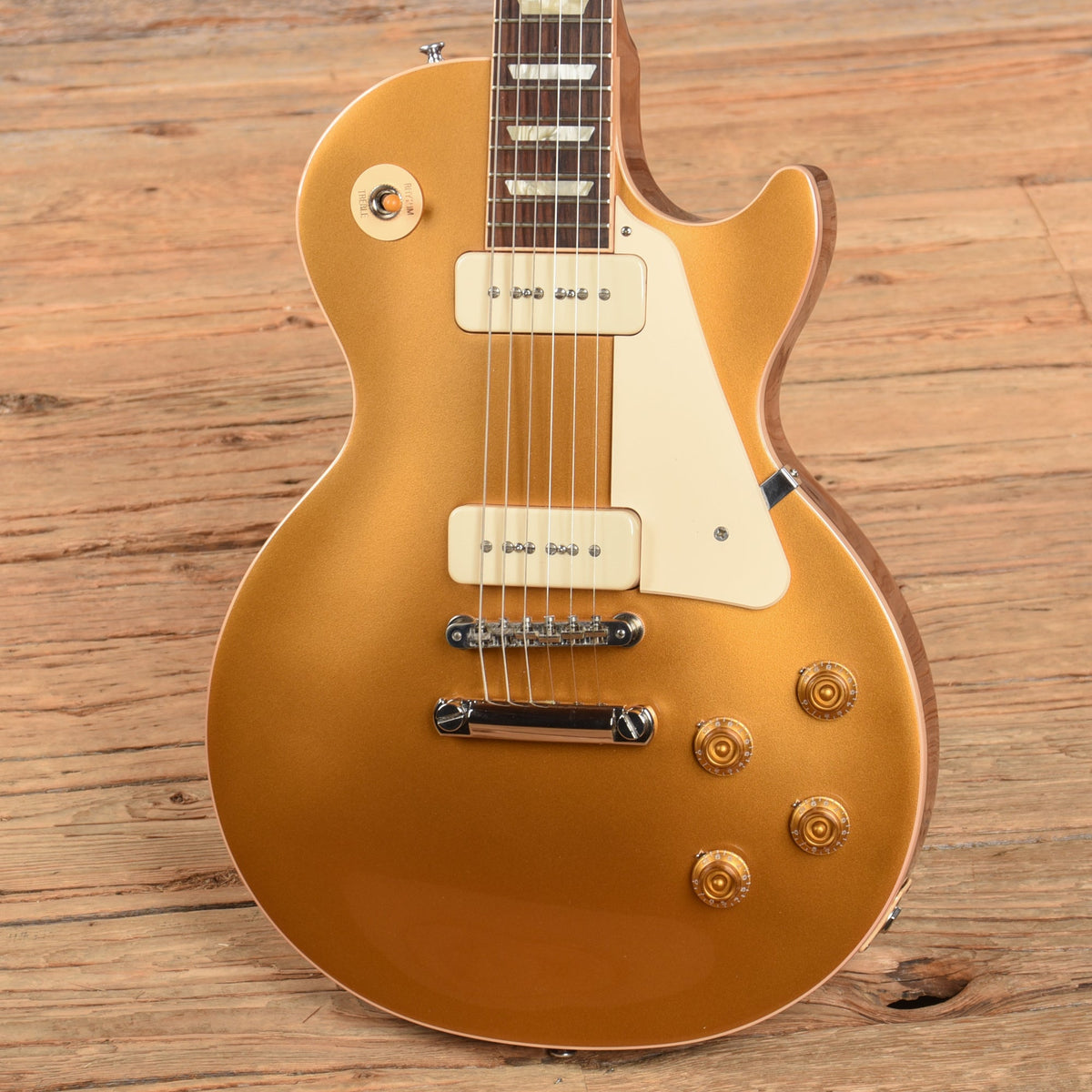 Gibson Les Paul Standard '50s P-90 Goldtop 2019 - View 2 | MusicMarket