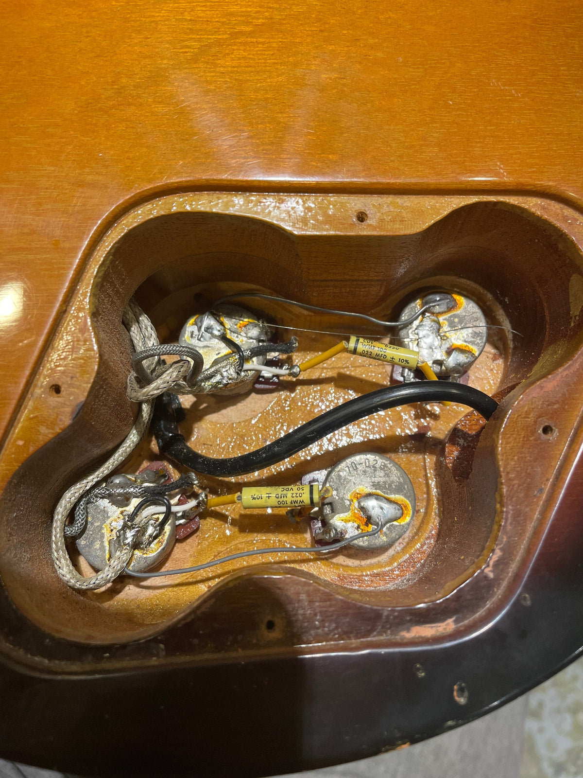 Gibson Les Paul Standard Sunburst 1974 - View 13 | MusicMarket