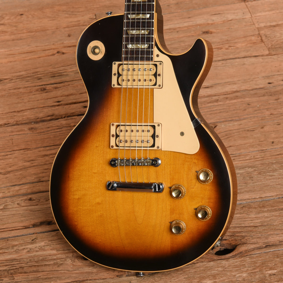 Gibson Les Paul Standard Sunburst 1974 - View 2 | MusicMarket