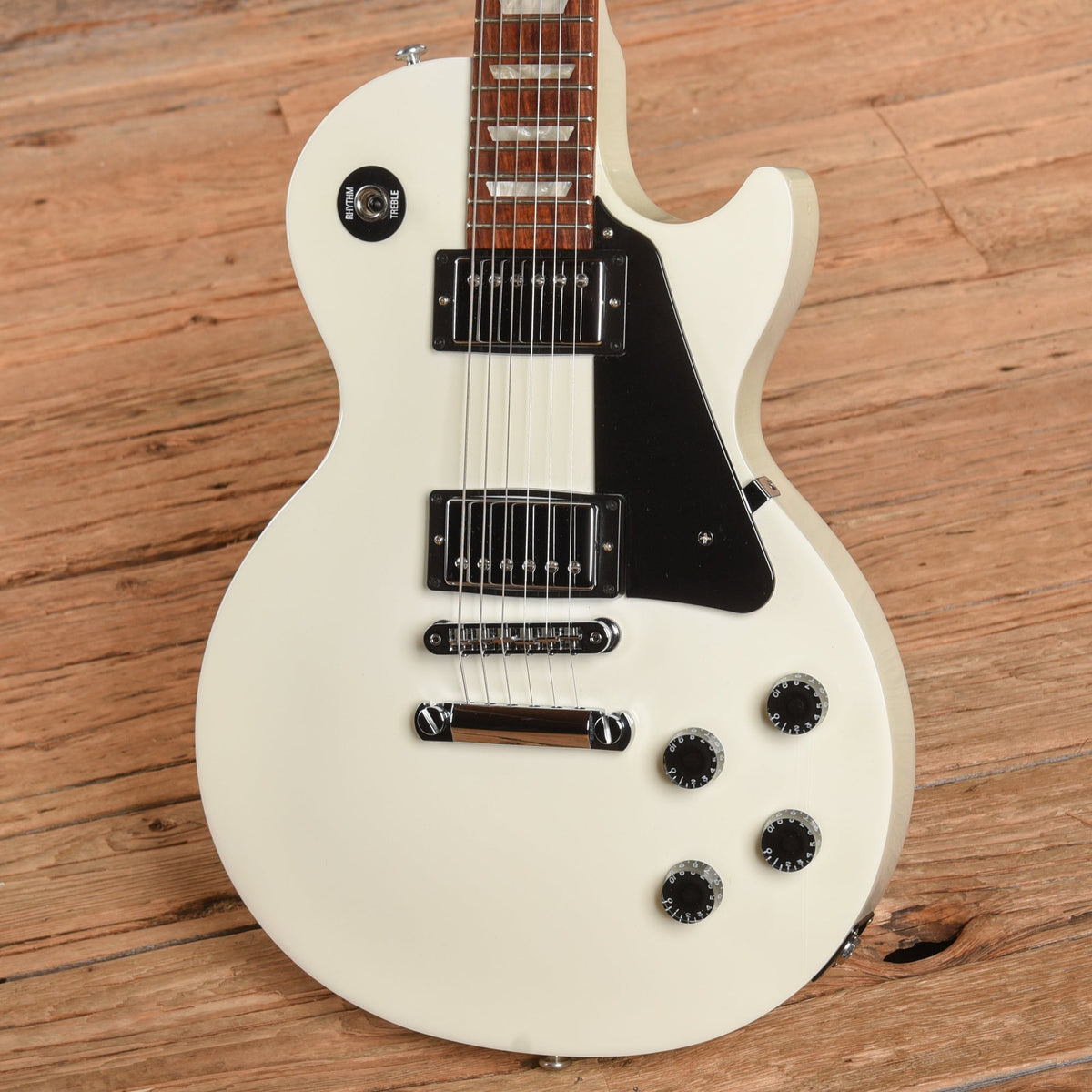 Gibson Les Paul Studio White 2016 - View 2 | MusicMarket