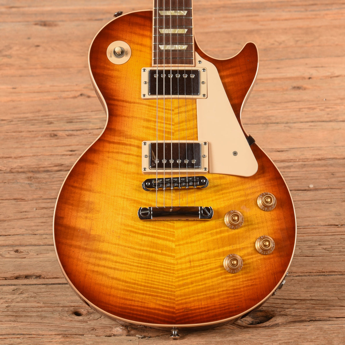 Gibson Les Paul Traditional Sunburst 2010 - MusicMarket