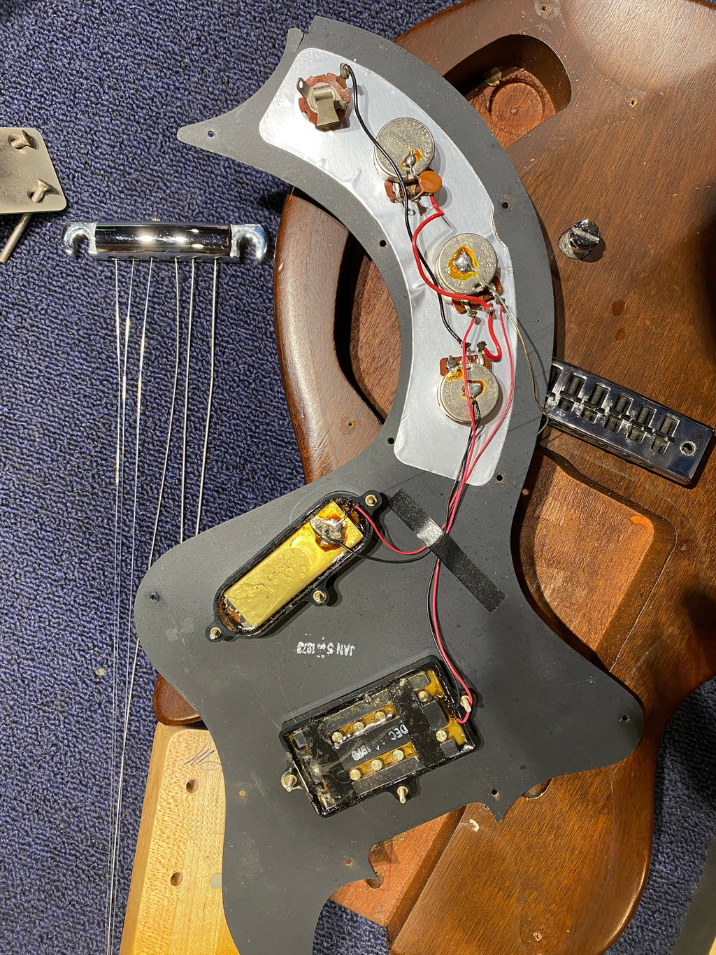 Gibson Marauder Walnut 1979 - View 11 | MusicMarket