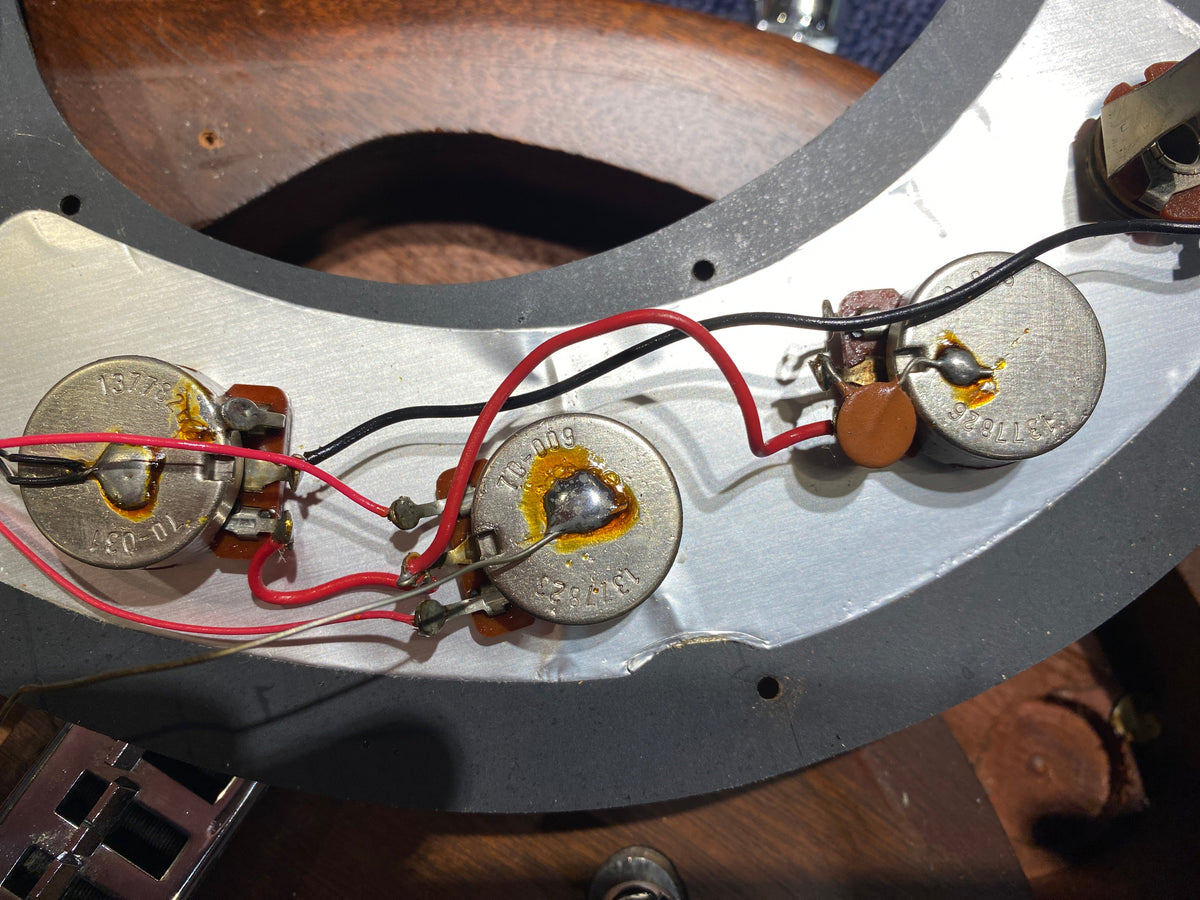 Gibson Marauder Walnut 1979 - View 12 | MusicMarket