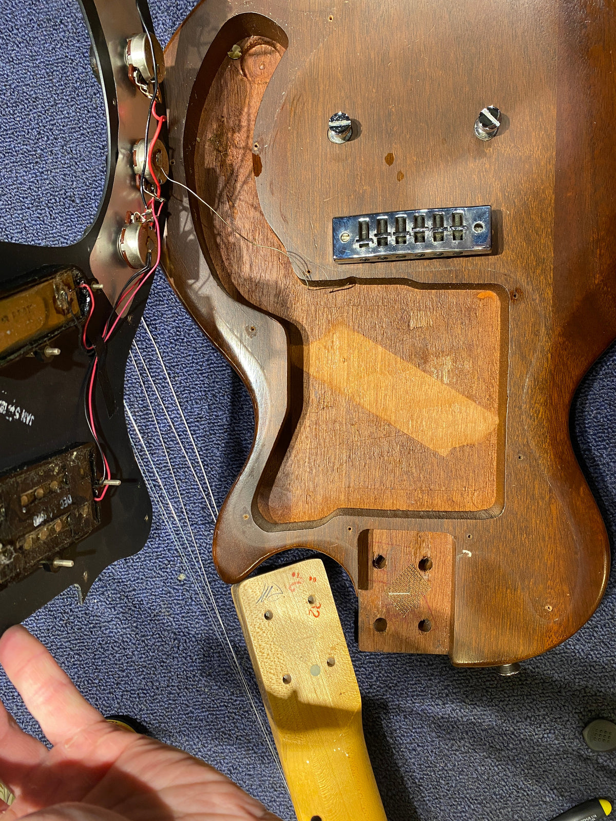 Gibson Marauder Walnut 1979 - View 10 | MusicMarket