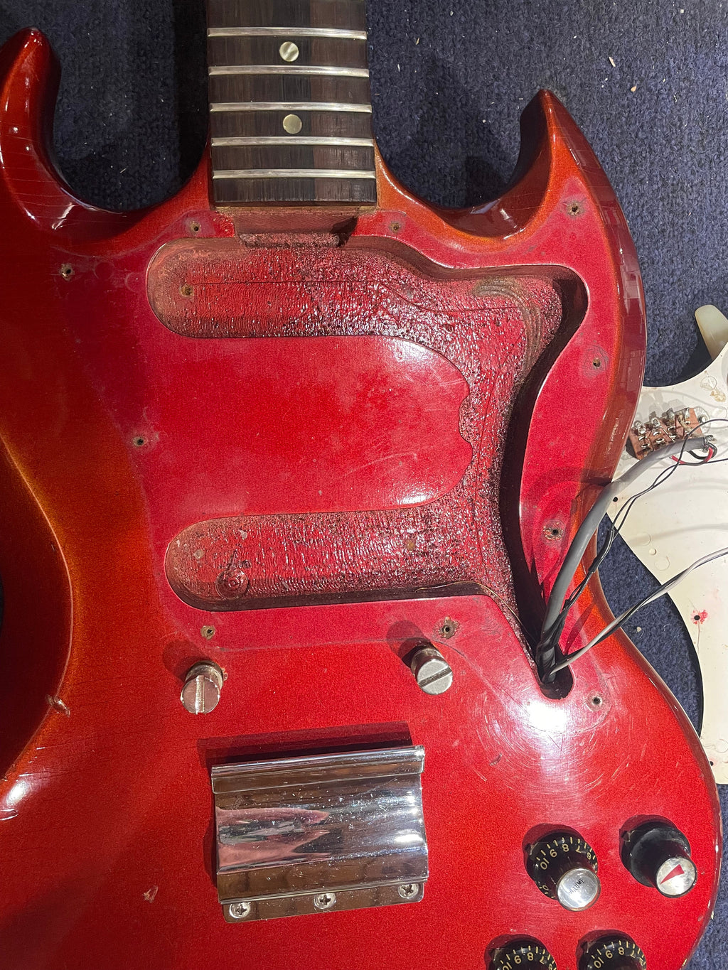 Gibson Melody Maker D Sparkling Burgundy 1968 - View 15 | MusicMarket