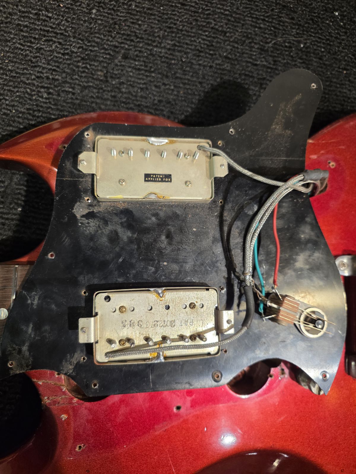 Gibson Melody Maker Sparkling Burgundy 1968 - View 12 | MusicMarket
