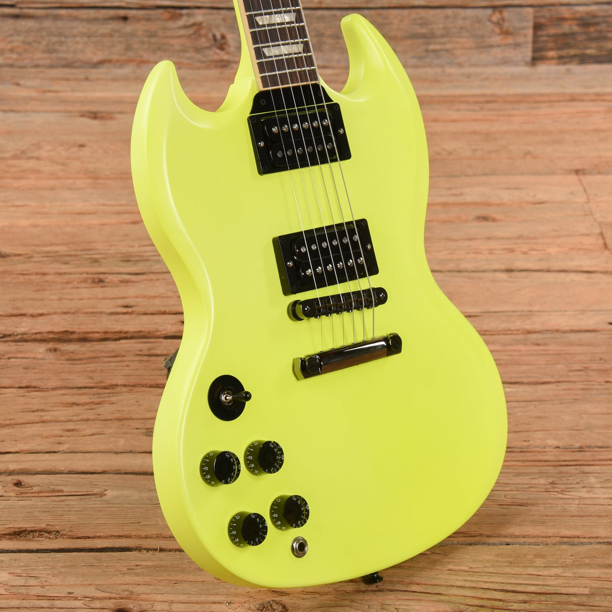 Gibson Mod Shop SG Standard Uranium Yellow 2021 LEFTY - View 2 | MusicMarket