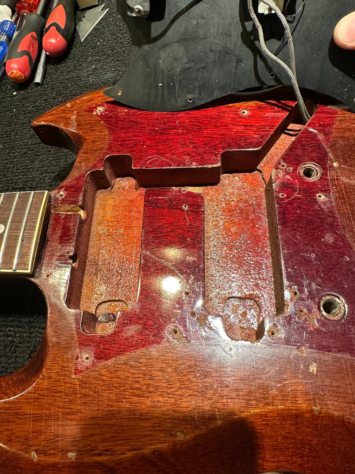Gibson SG Special Cherry 1970 - View 17 | MusicMarket