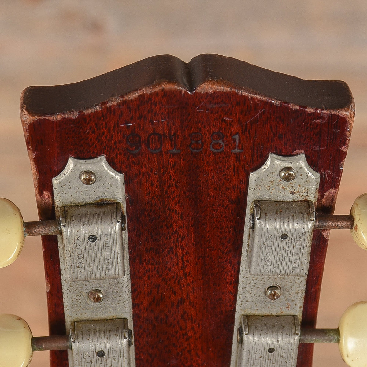 Gibson SG Special Cherry 1970 - View 14 | MusicMarket