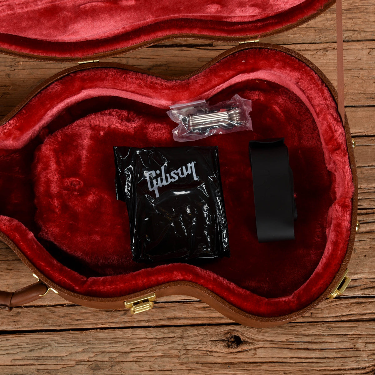 Gibson SG Standard '61 with Maestro Vibrola Cherry 2022 - View 10 | MusicMarket