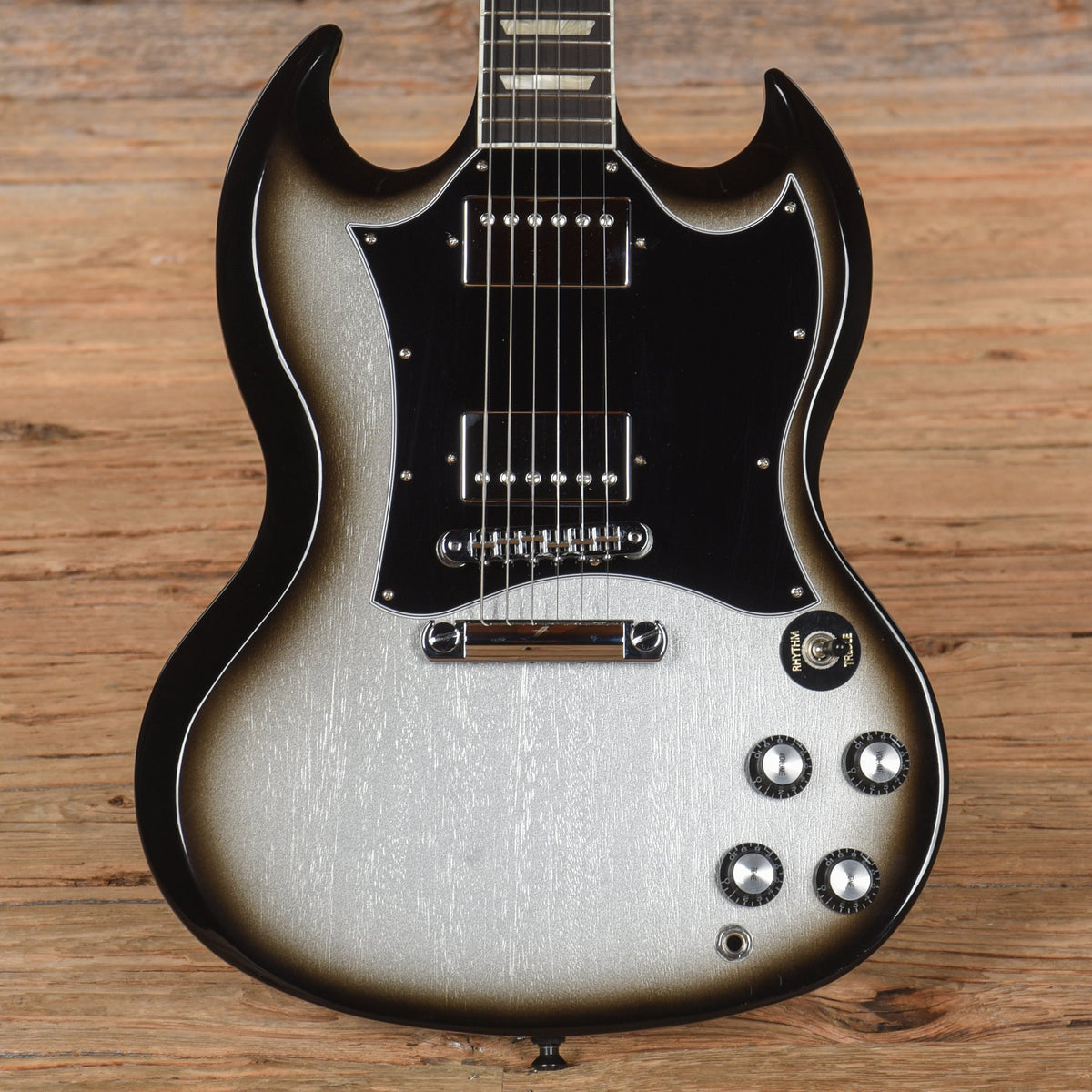 Gibson SG Standard Silverburst 2024 - MusicMarket