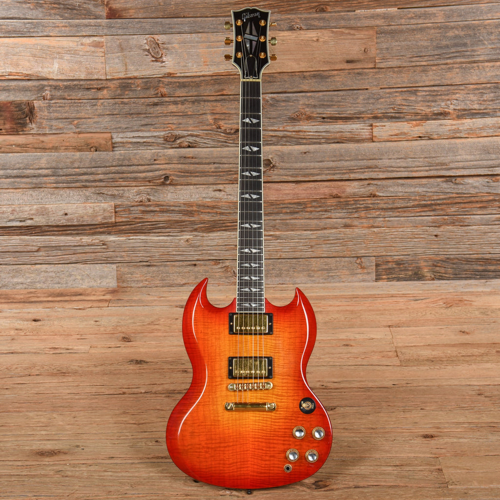 Gibson SG Supreme Cherry Sunburst 2000 - View 4 | MusicMarket