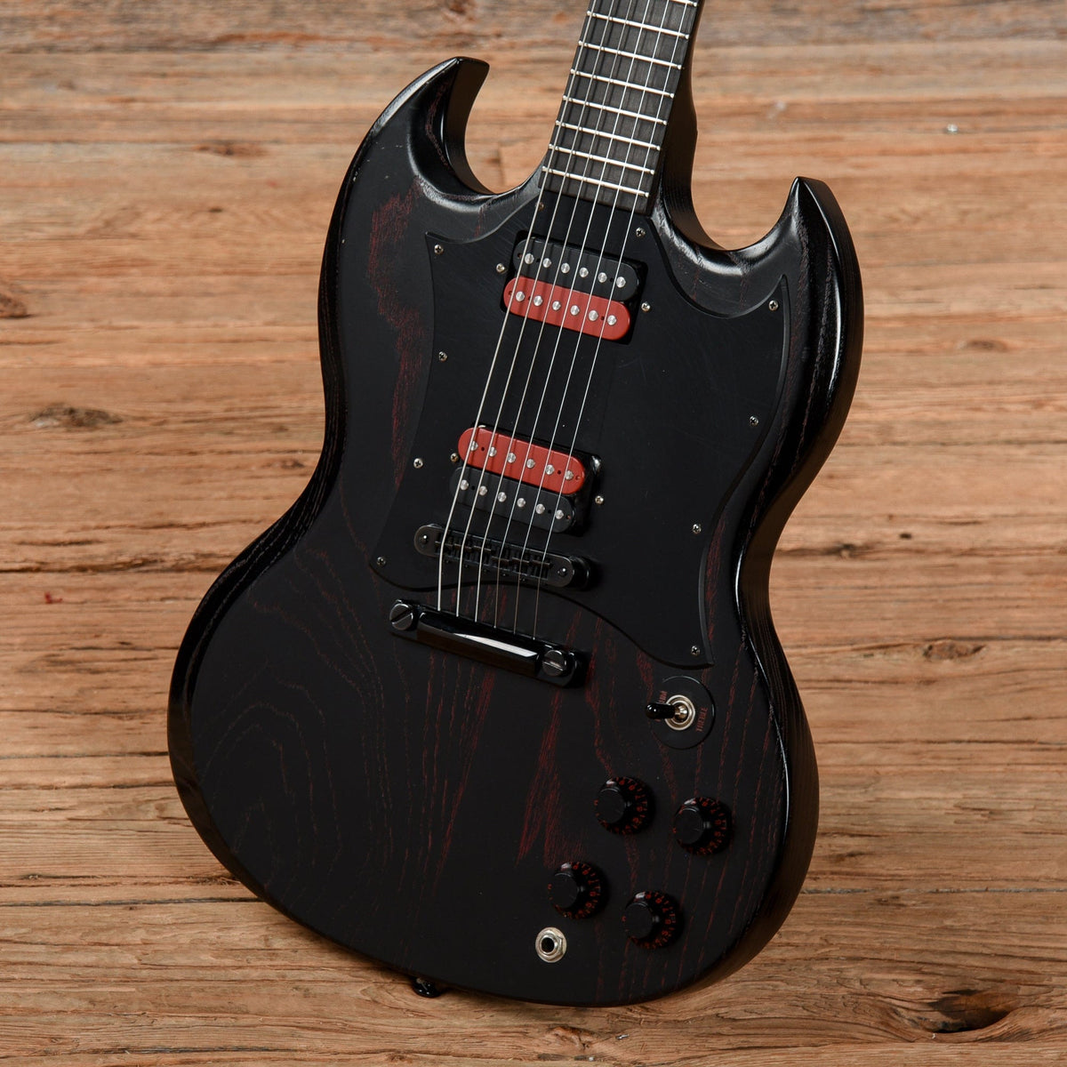 Gibson SG Voodoo Black Cherry 2004 - View 2 | MusicMarket